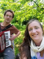 UITVERKOCHT, ER IS EEN WACHTLIJST "Vossenstreken" Veerle Ernalsteen en Pieter Dezutter( muziek)